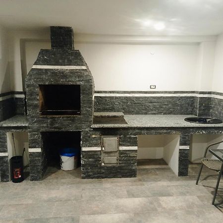 Casa Leahu Panzió Május 1. üdülő Kültér fotó