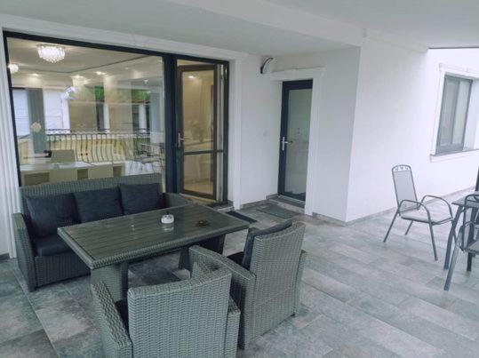 Casa Leahu Panzió Május 1. üdülő Kültér fotó