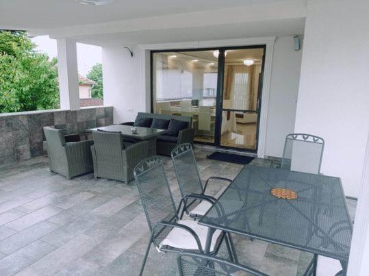 Casa Leahu Panzió Május 1. üdülő Kültér fotó
