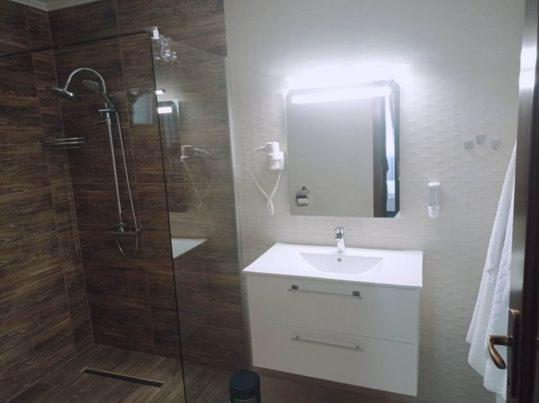 Casa Leahu Panzió Május 1. üdülő Kültér fotó